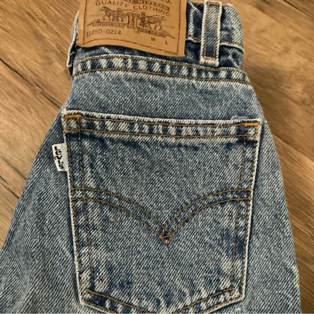 Levi’s Vintage 90s 550‎ Relaxed Fit Jeans White Tab Medium Wash Boys 10 Slim